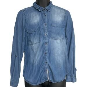 Maurices Button Up Shirt Womens Size M Blue Chambray Lightweight Casual Coastal